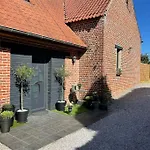Dom wakacyjny Le Clos Des Glycines Saint-Martin-Lez-Tatinghem