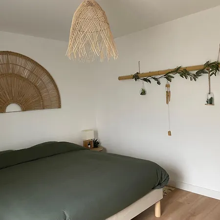Holiday home Le Clos Des Glycines